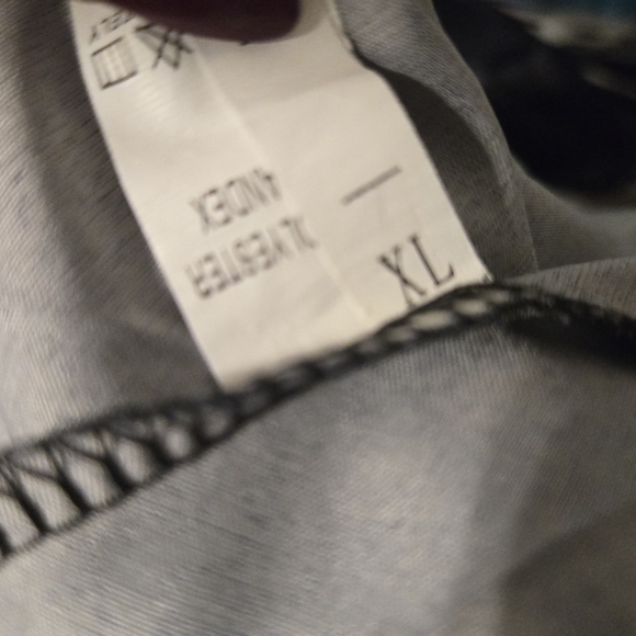 Ladies Print Skirt XL- WORN ONCE - Picture 4 of 4